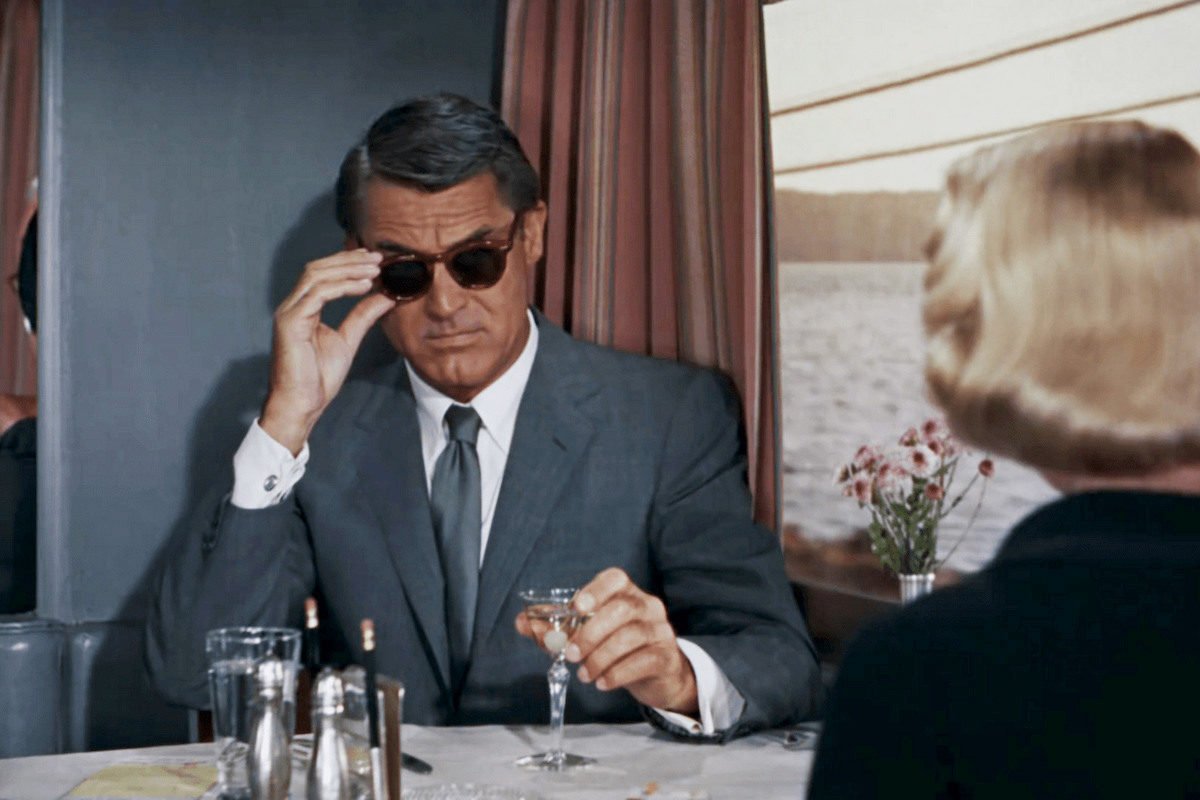 Oliver Peoples si ispira, di nuovo, all’attore Cary Grant