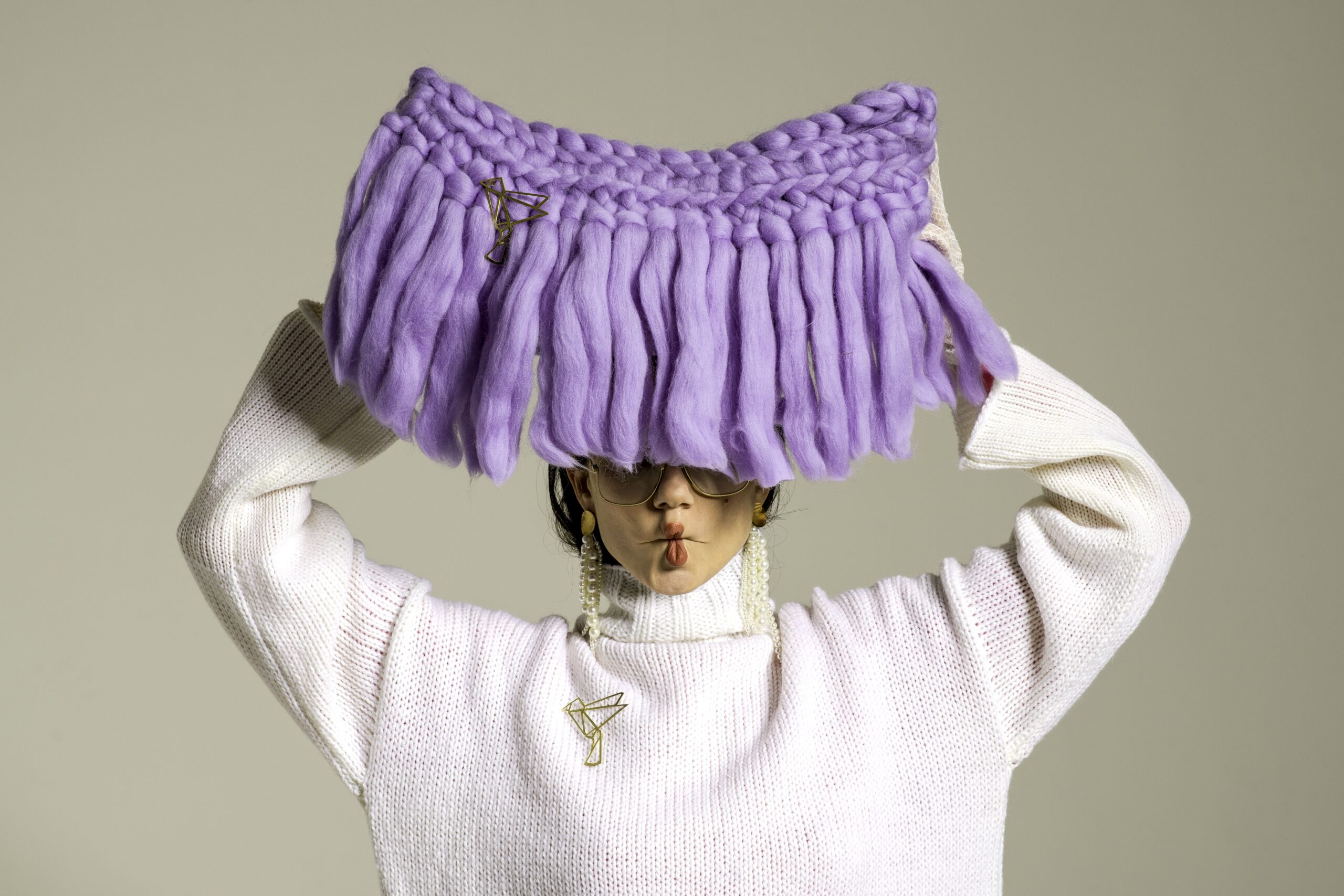 Arianna di Maio, il talento della moda che lavora la maglia